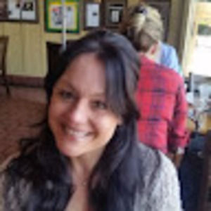 Meet your Posher, Holly